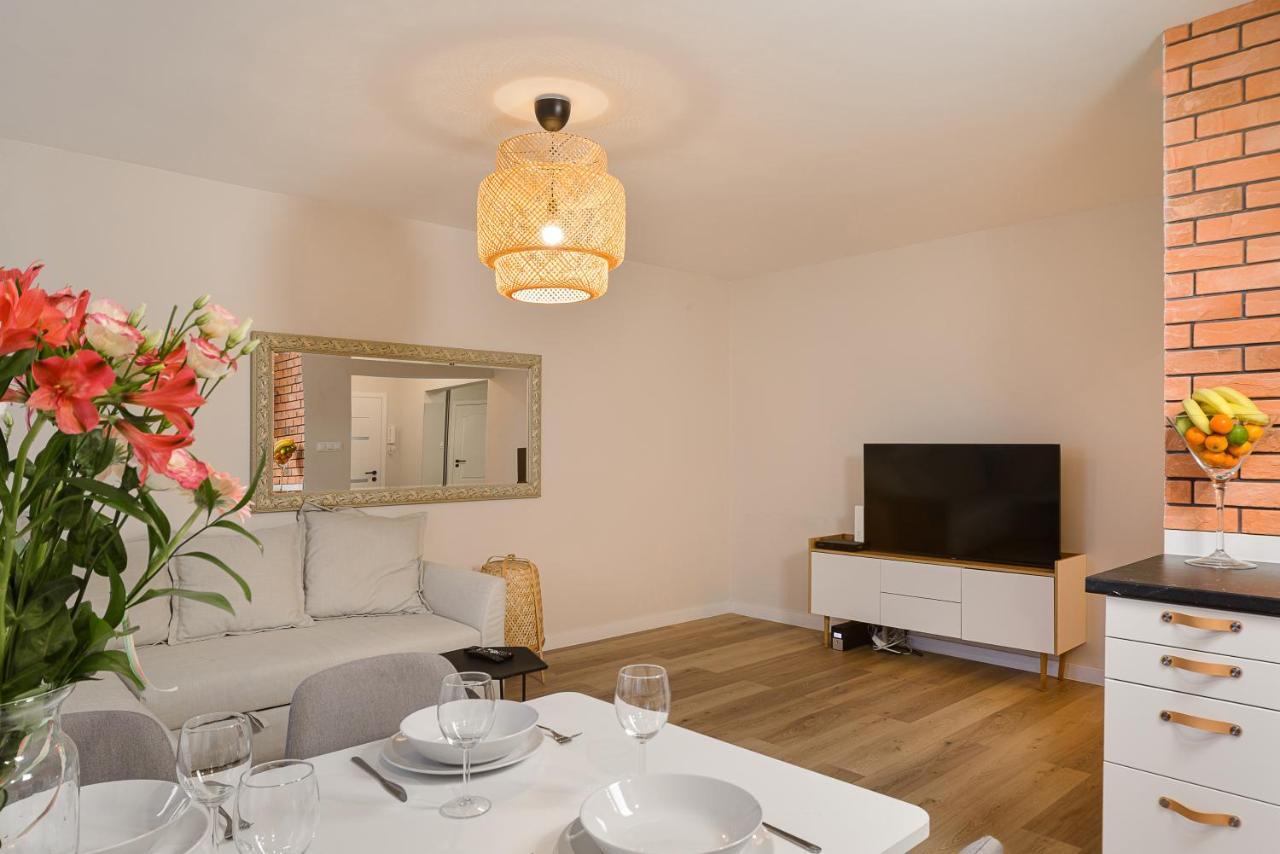 P&O Apartments Hawajska ワルシャワ エクステリア 写真